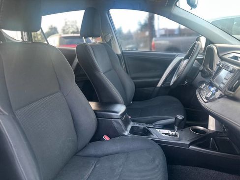 Used 2013 Toyota RAV4 XLE image 23