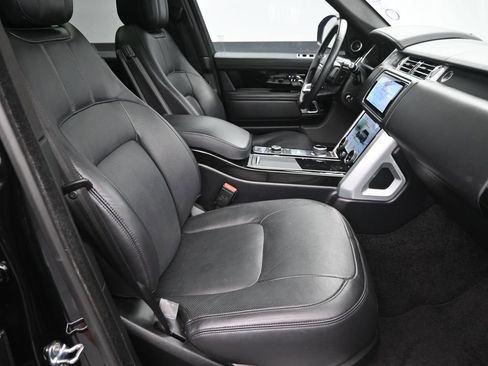 Used 2020 Land Rover Range Rover HSE image 13