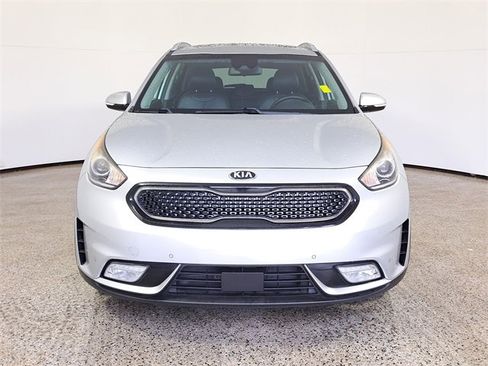 Used 2017 Kia Niro Touring w/ Advanced Technology Package image 3