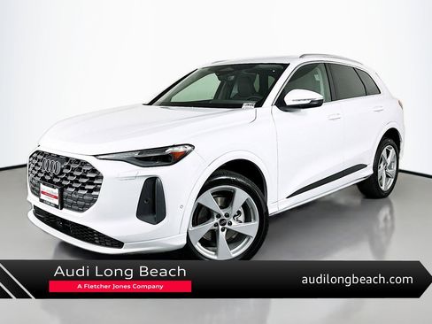 New 2025 Audi Q5 Premium Plus image 1