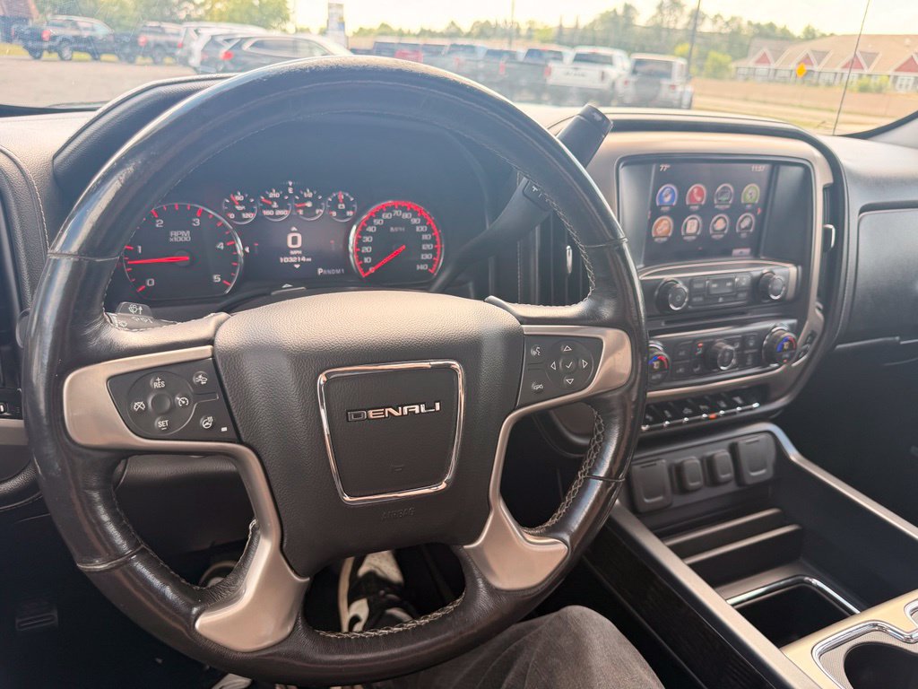 Used 2016 GMC Sierra 2500 Denali w/ Duramax Plus Package AWD/4WD image 38