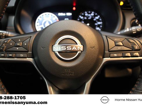 Used 2023 Nissan Kicks SR FWD image 9