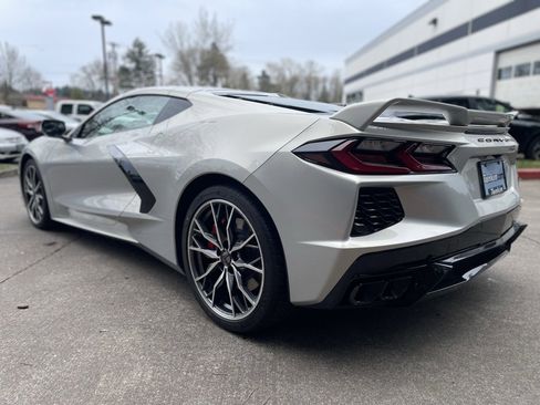 Used 2023 Chevrolet Corvette Stingray w/ Z51 Performance Package image 9