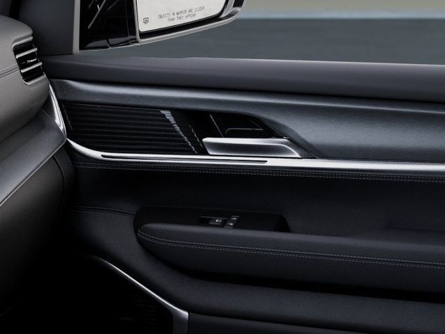 New 2026 Jeep Grand Wagoneer 4WD image 25