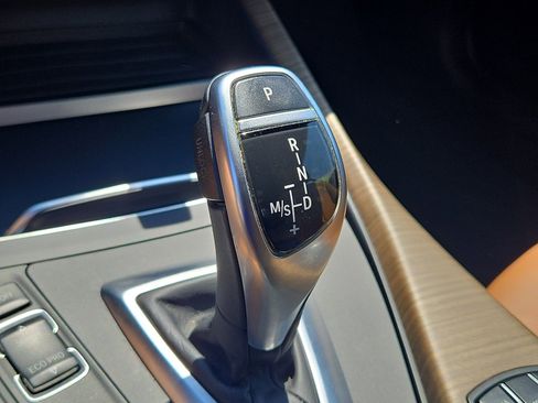 Used 2018 BMW M240i Convertible RWD image 15