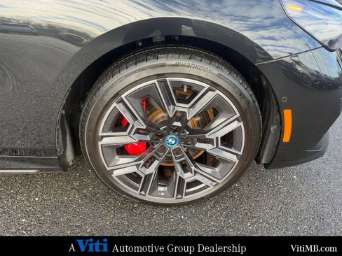 Used 2025 BMW i5 M60 w/ Executive Package image 15