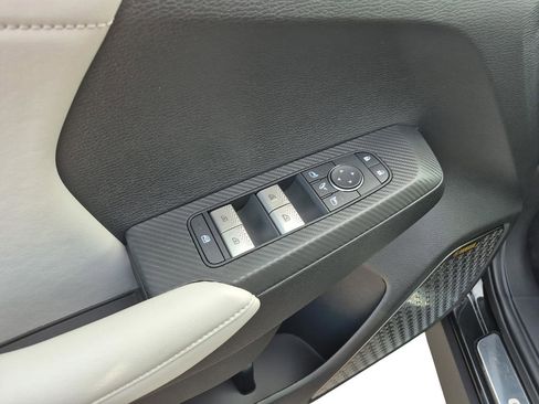 New 2026 Mitsubishi Outlander SE FWD image 25