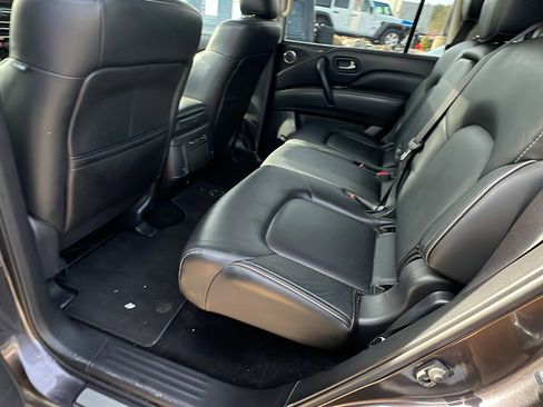 Used 2024 INFINITI QX80 Luxe image 24