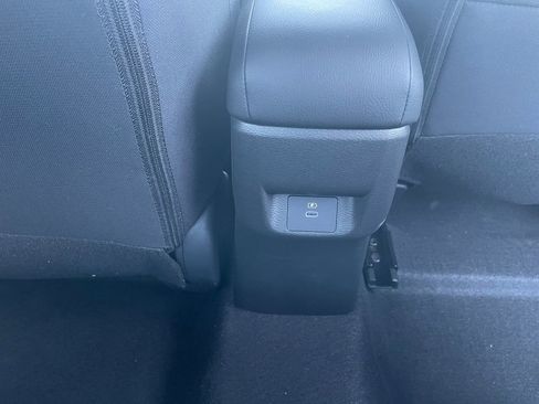 New 2025 Nissan Versa SR w/ Trunk Package image 28