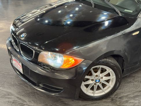 Used 2011 BMW 128i Convertible image 4