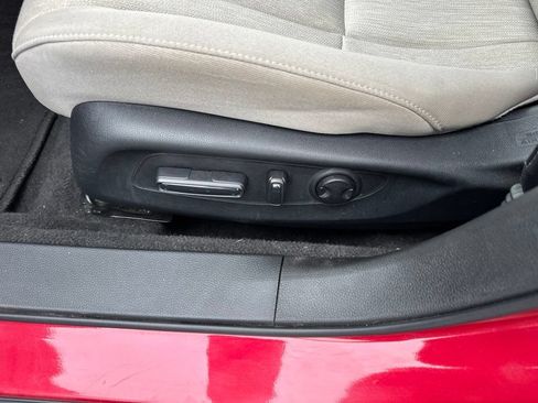 Certified 2023 Honda Accord EX image 22
