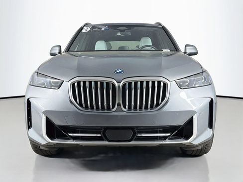 Used 2024 BMW X5 xDrive50e w/ Executive Package AWD/4WD image 2