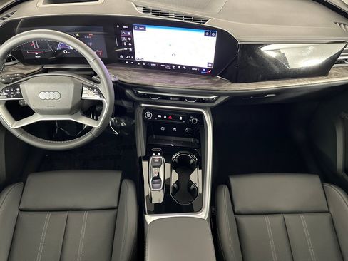 New 2025 Audi Q5 Premium Plus image 12