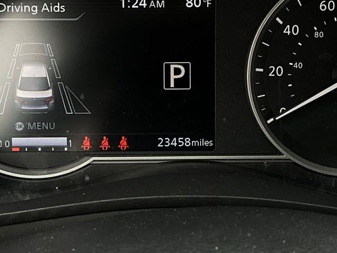 Used 2025 Nissan Versa SV image 34