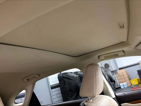 Used 2019 Lexus RX 450h w/ Navigation Package image 13