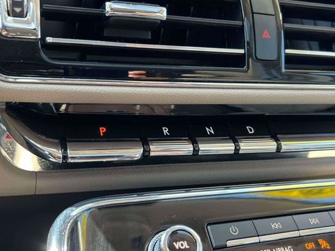Used 2024 Lincoln Navigator Premiere AWD/4WD image 29