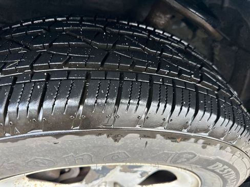 Used 2011 Toyota RAV4 4WD image 12