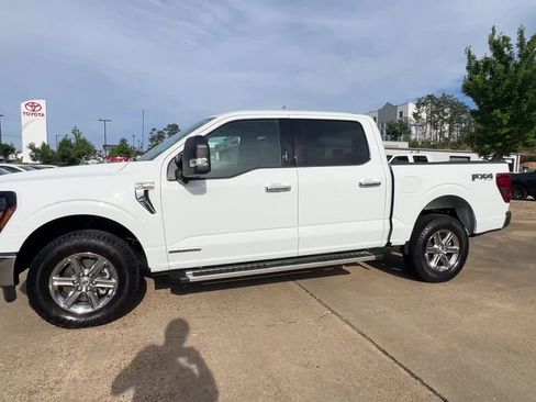Used 2024 Ford F150 XLT w/ FX4 Off-Road Package AWD/4WD image 3