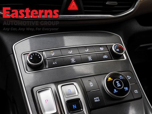 Used 2022 Hyundai Santa Fe SE image 20