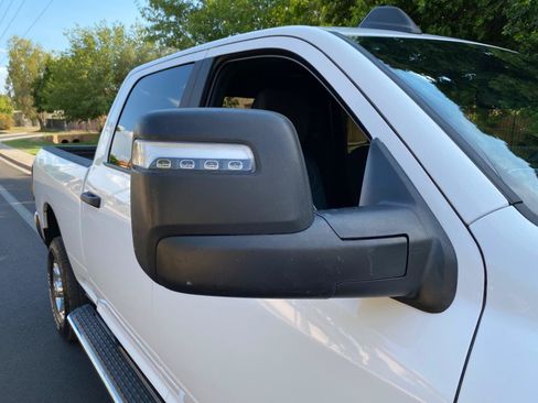 Used 2025 RAM 2500 Big Horn AWD/4WD image 22