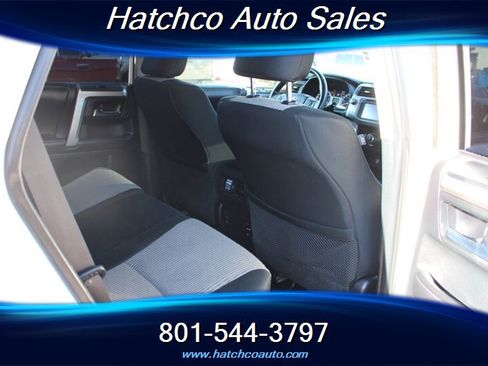 Used 2015 Toyota 4Runner SR5 AWD/4WD image 18