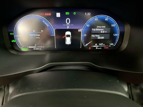 Used 2024 Toyota RAV4 Limited image 12