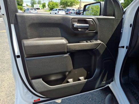 Certified 2023 Chevrolet Silverado 1500 Custom w/ LPO, Dark Essentials Package AWD/4WD image 13