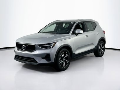 Used 2023 Volvo XC40 B5 Core w/ Climate Package