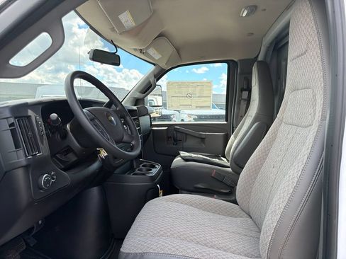 New 2025 Chevrolet Express 3500 w/ Power Convenience Package RWD image 17