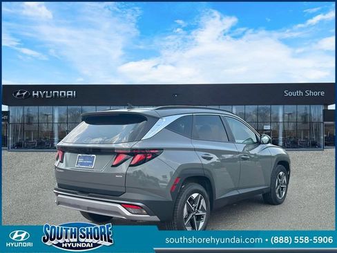 Certified 2025 Hyundai Tucson SEL AWD/4WD image 6