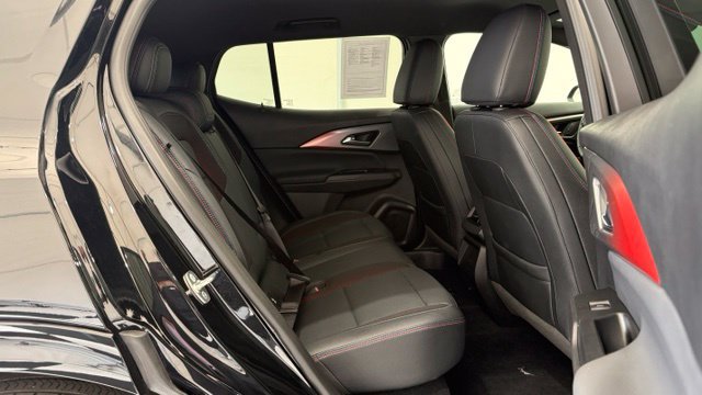 Used 2024 Chevrolet Equinox EV RS FWD image 24