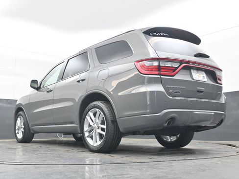 Used 2025 Dodge Durango GT AWD/4WD image 28