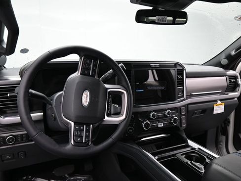 New 2026 Ford F250 Platinum AWD/4WD image 3