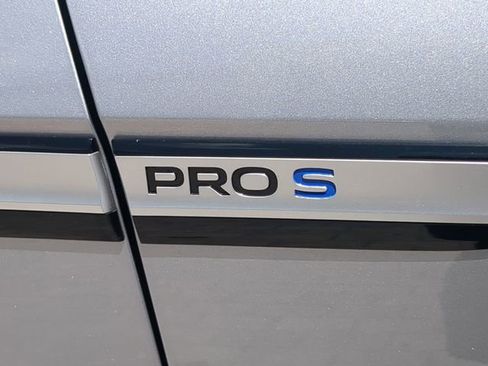Certified 2023 Volkswagen ID.4 Pro S RWD image 11
