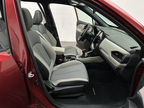 Used 2025 Subaru Forester Premium AWD/4WD image 21