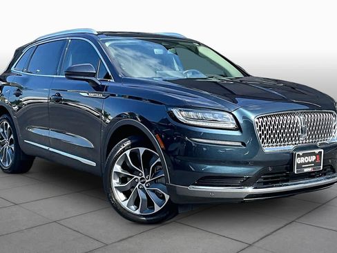 Used 2023 Lincoln Nautilus Reserve w/ Equipment Group 201A AWD/4WD image 3