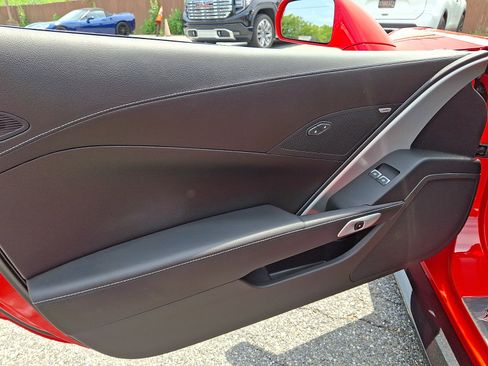 Used 2019 Chevrolet Corvette Grand Sport w/ Carbon Flash Badge Package RWD image 11