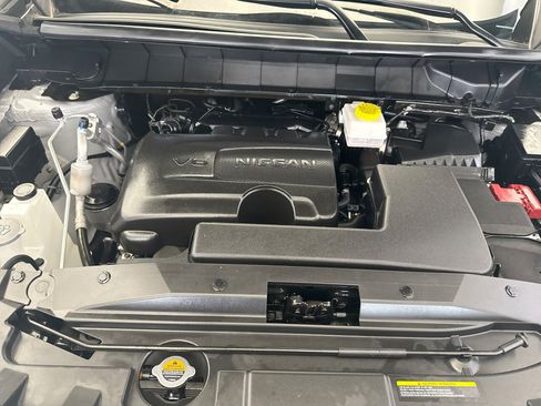 Used 2023 Nissan Pathfinder SL AWD/4WD image 27