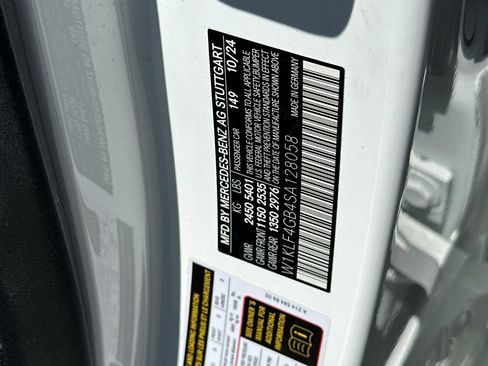 Used 2025 Mercedes-Benz E 350 Sedan image 30