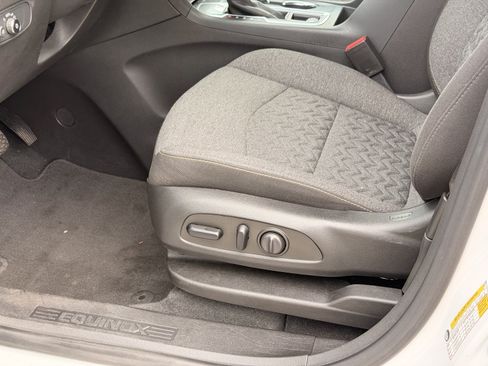 Used 2023 Chevrolet Equinox LT FWD image 15