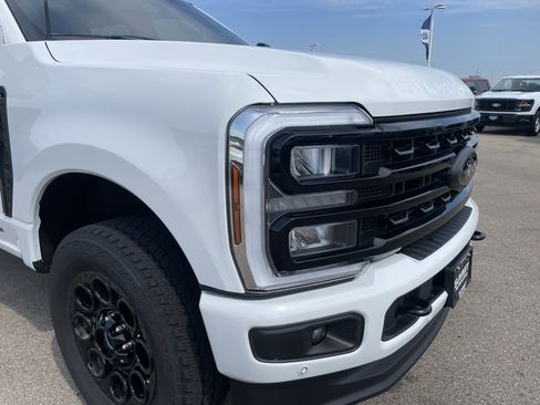 Used 2024 Ford F250 Lariat w/ Lariat Ultimate Package image 35