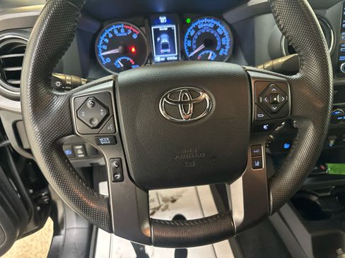 Used 2023 Toyota Tacoma TRD Off-Road w/ Technology Package image 12
