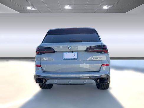 Used 2026 BMW X5 sDrive40i w/ M Sport Package RWD image 9