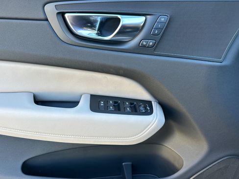 New 2026 Volvo XC60 B5 Plus w/ Climate Package AWD/4WD image 8