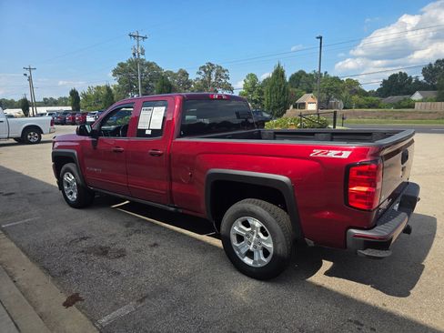 Used 2017 Chevrolet Silverado 1500 LT w/ All Star Edition AWD/4WD image 3