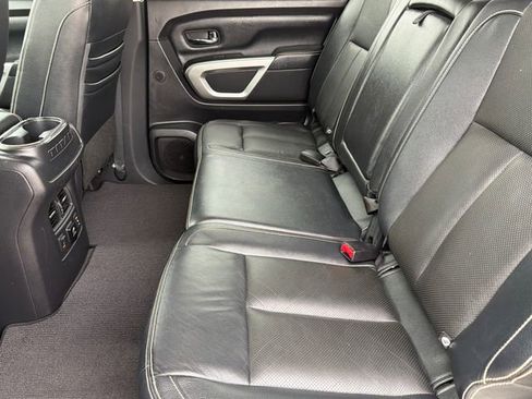 Used 2017 Nissan Titan PRO-4X w/ Pro-4x Convenience Package image 17