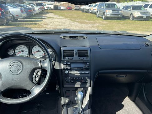 Used 2001 Nissan Maxima SE w/ (W08) Meridian Edition Pkg image 14