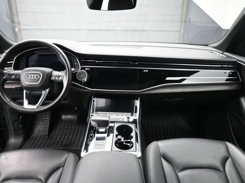 Used 2019 Audi Q8 Premium Plus w/ Premium Plus AWD/4WD image 27