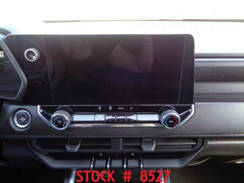 Used 2023 Chevrolet Colorado W/T w/ WT Convenience Package II AWD/4WD image 16