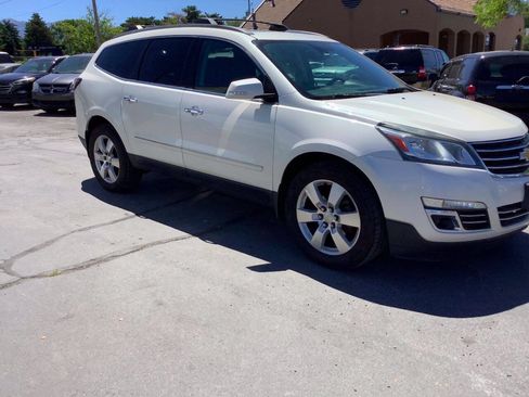 Used 2015 Chevrolet Traverse LTZ AWD/4WD image 7